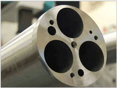 深孔鉆削對(duì)我國重型機(jī)床未來發(fā)展的影響